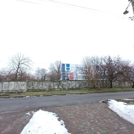 Дом С Удобствами, Возле 3 Городской Больницы Cherkasy Bagian luar foto